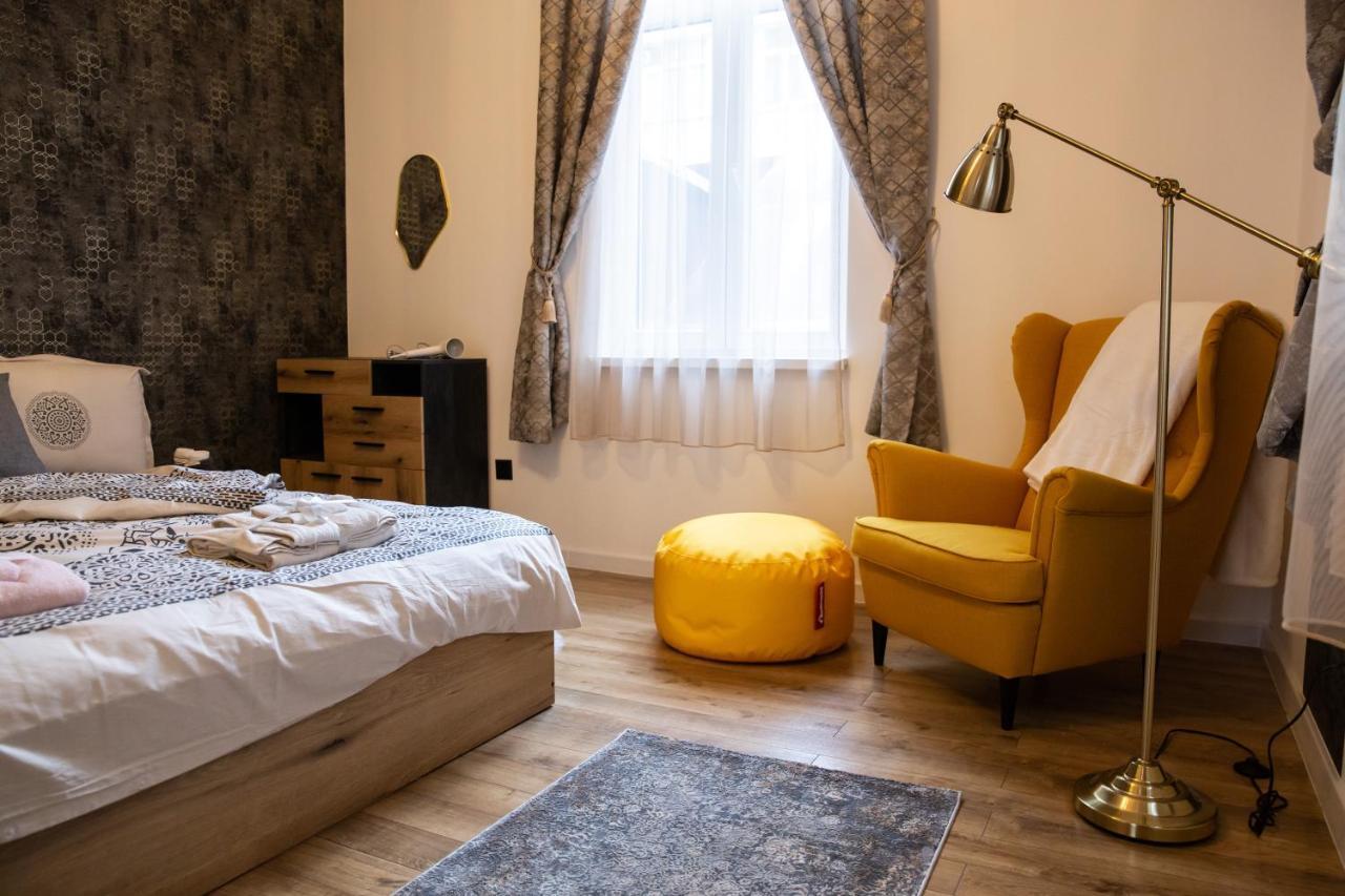 Apartment Serdika 1 Sofia Buitenkant foto